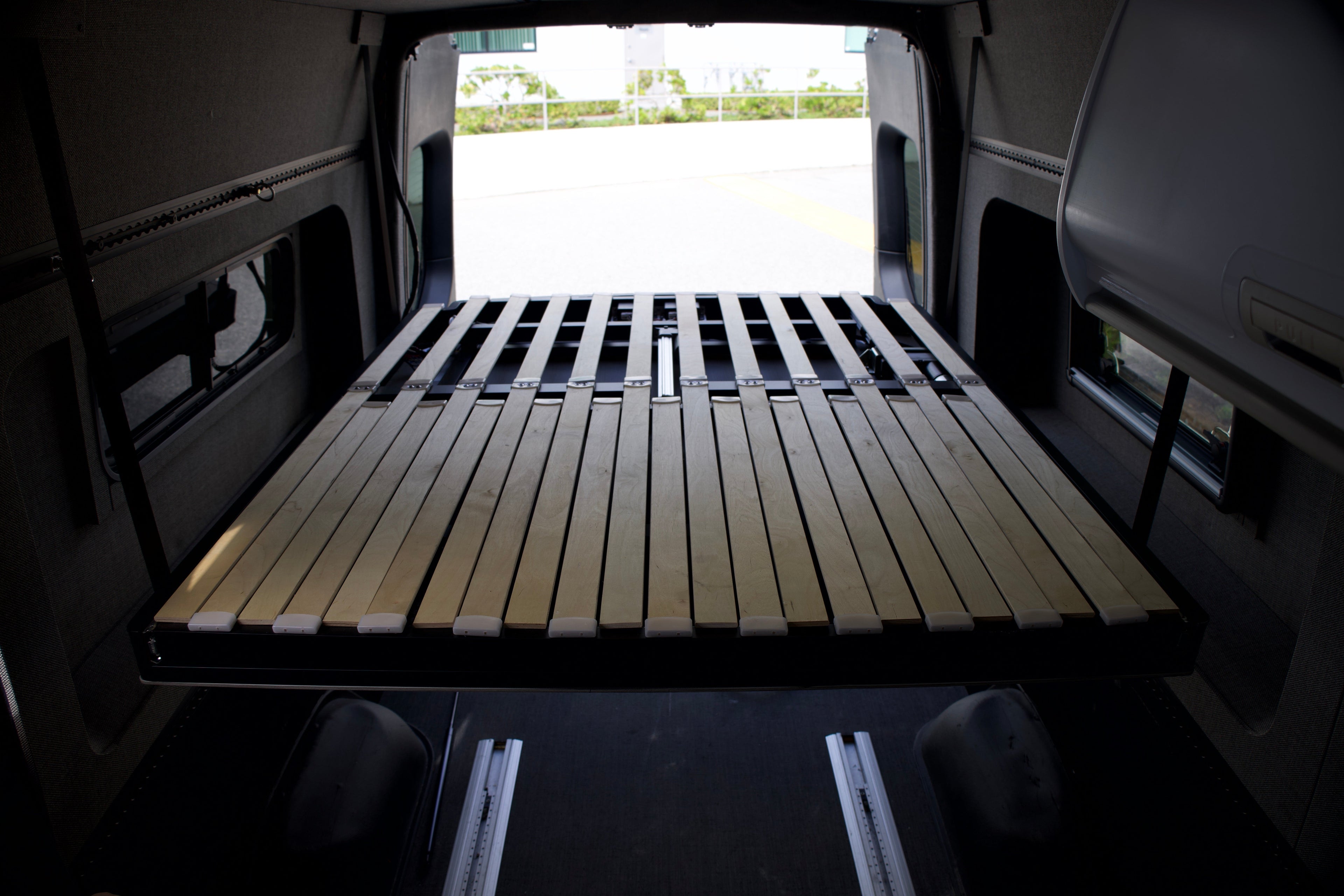 Camper Van Expandable Elevator Bed