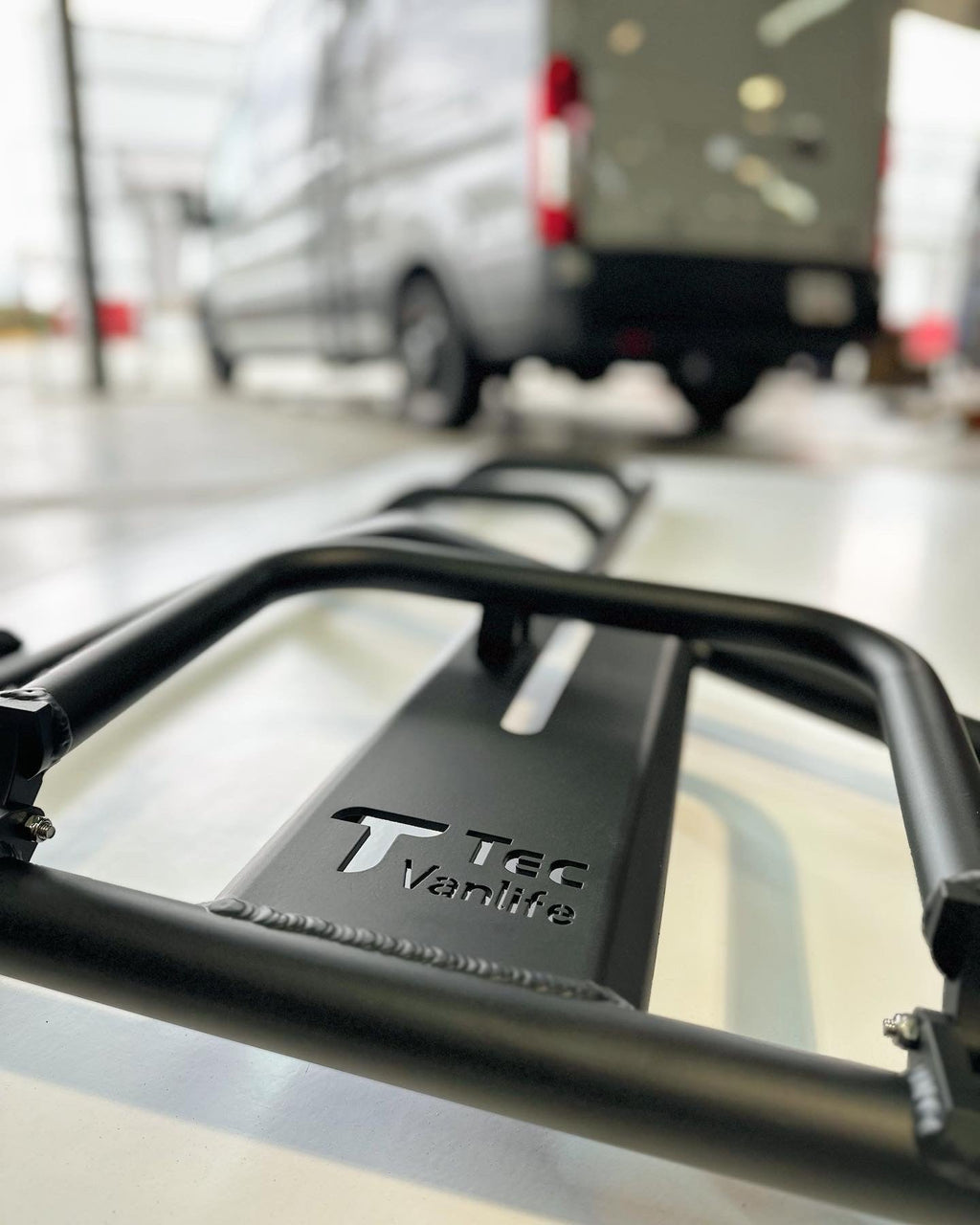 Ford Transit Two-in-one ladder and tire carrier