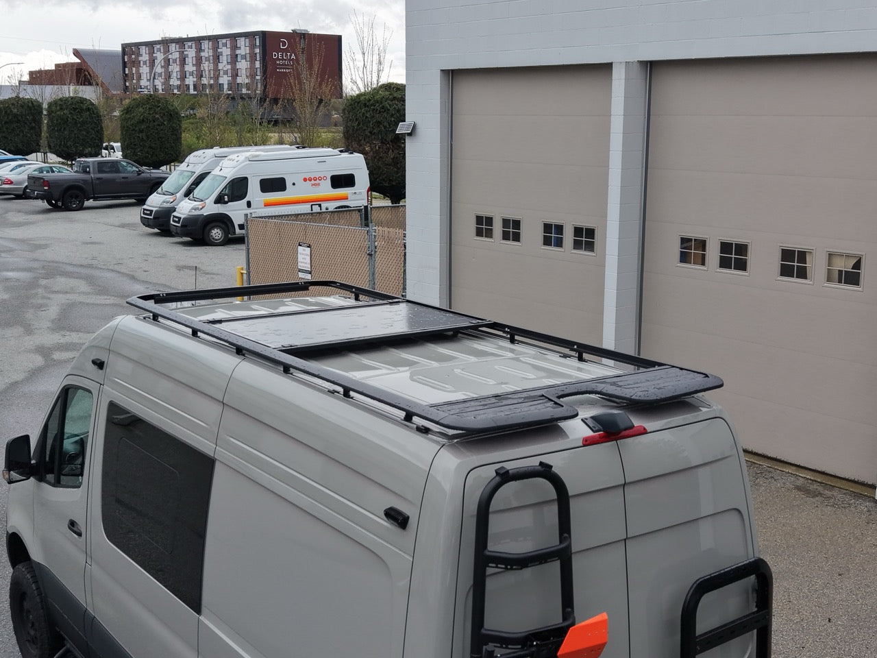 Roamlabx EDGE Roof Rack – Sprinter Low Profile Rack