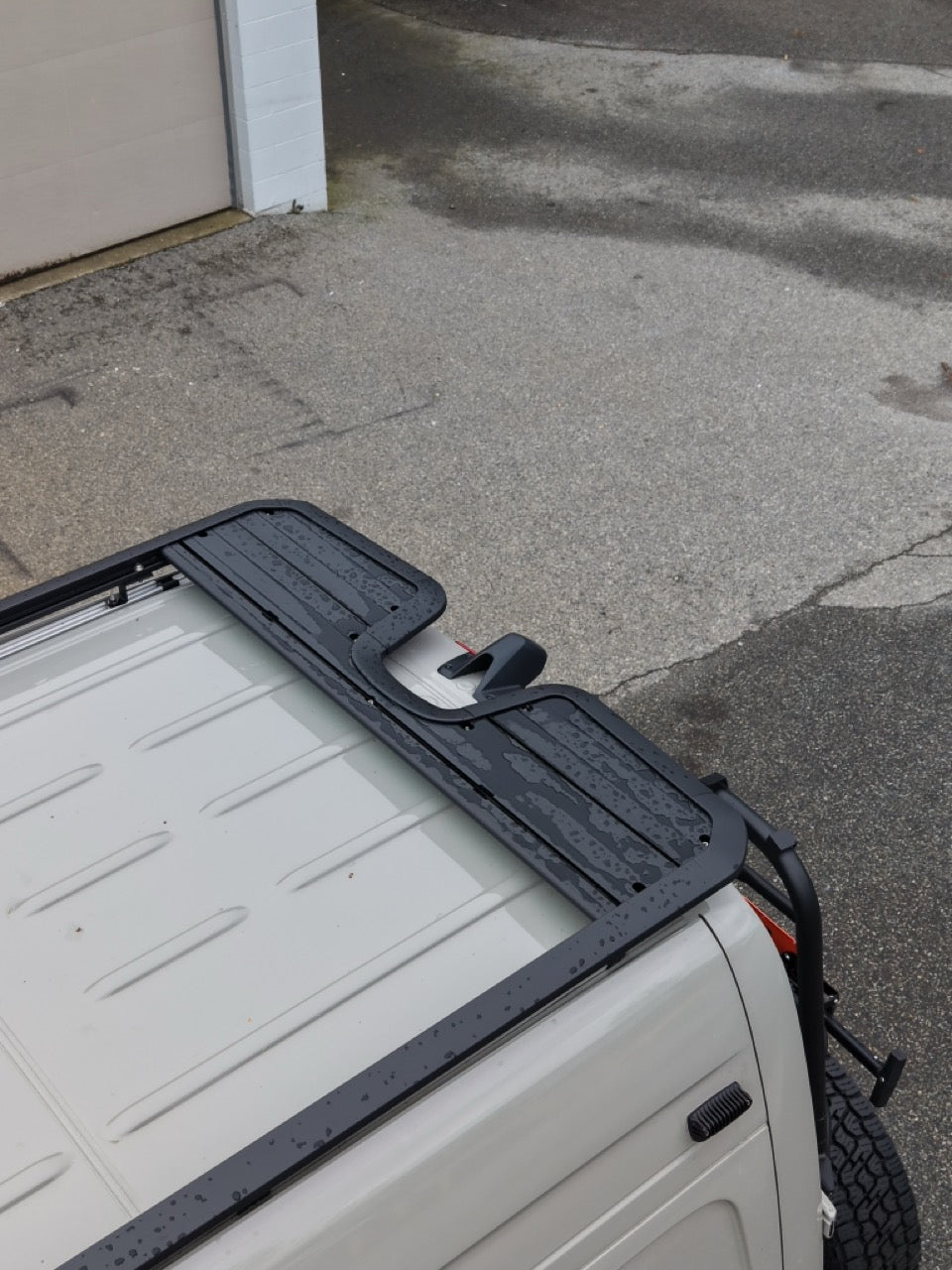 Roamlabx EDGE Roof Rack – Sprinter Low Profile Rack